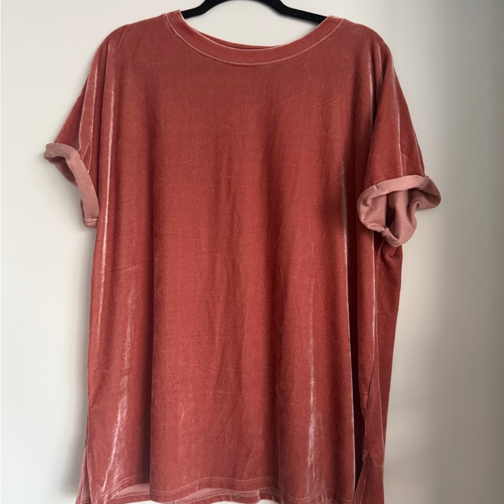Velvet T-Shirt in Dusty Rose